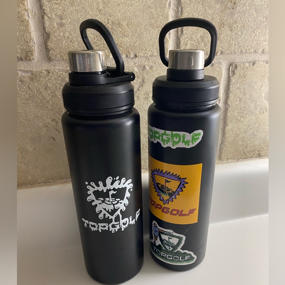Set of 2 TopGolf water bottles